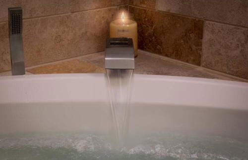 New Luxury 5BR Cabin in Pine Mountain Lake! 1 Minute to Beach! Massage Chair! Close to Yosemite! Perfect for Retreats and Escapes All Seasons! - Foto 53