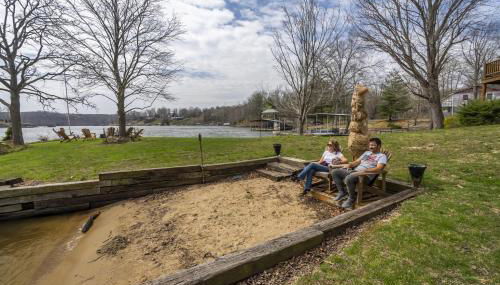 Luxury Log Cabin w Beach & Dock Sleeps 12 - Foto 4