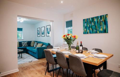 Spacious 4-bed Ample Parking Fast WiFi Contractor Family Friendly - Photo 4