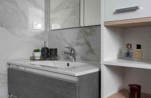 Luxury apartment with terrace Castel - Photo 9