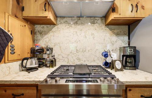 Community Lake Access Peaceful Cabin in Sonora! - Photo 12