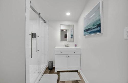 Lakefront Cabin with Private Dock - Foto 16