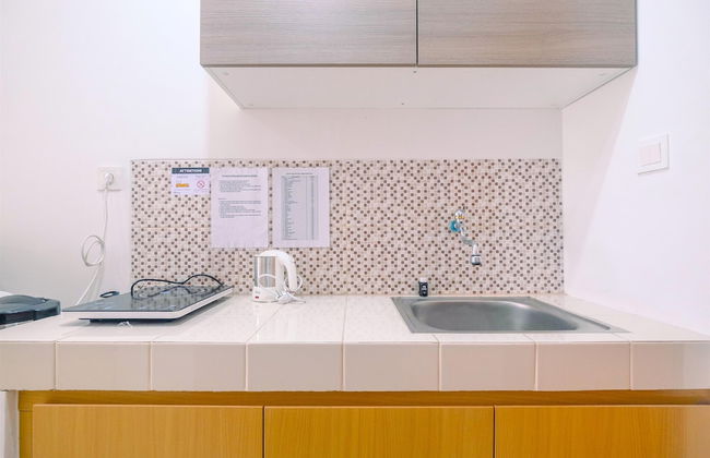 Compact and Relaxing Studio at Dave Apartment - Photo 13