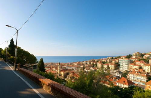 Panoramic Sea-View Apartment in Sanremo - Foto 2