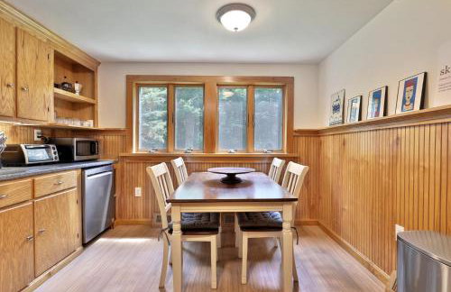 The Mendon Cottage - Charming Vermont Home Close to Pico, Ski Rental Deals! - Foto 8