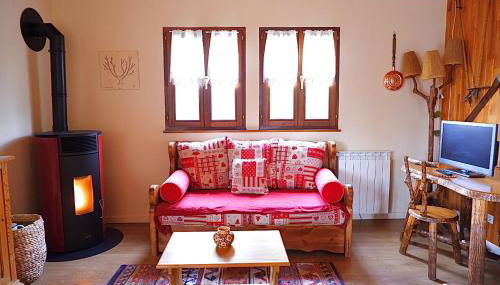 Petit chalet de montagne avec espace extérieur - Foto 2