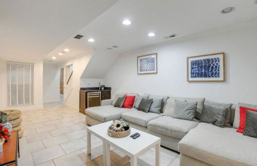 Rooftop Patio with View Baltimore Retreat - Photo 25