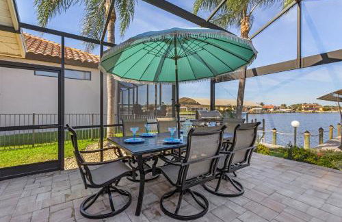 Modern, Luxurious, Waterfront home with Heated Pool - Villa Dock Holiday - Roelens Vacations - Foto 44