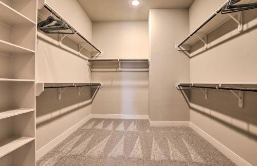 Elegant Lake Conroe Townhome with Boat Slip! - Foto 18