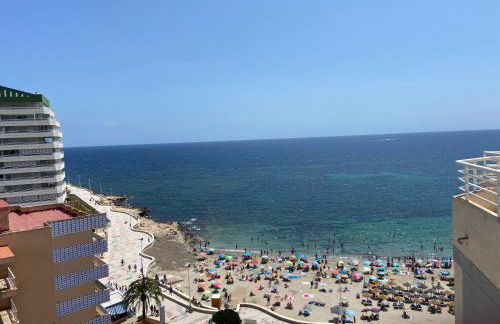 Relaxing modern beachfront apartment - amazing sea view - Photo 3