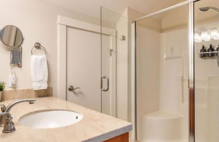 Sunny Backyard Fireplace Coastal Access in Peaceful Neighborhood Near Shopping - Photo 19