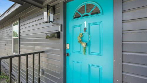 Cozy Two Bedroom Home Minutes from Downtown! - Foto 3