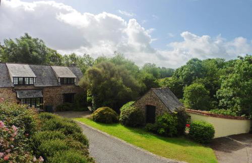 Rural Farm Stay with 6 cottages, 4 miles to Barnstaple, Pet friendly, Daily animal experiences, Outdoor heated pool, Games barn, Free fast WiFi, Free parking - Foto 34