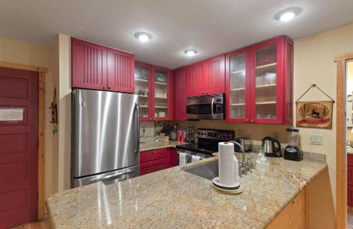 Chamonix #15 - Cozy Mtn Retreat with Fireplace - Foto 2