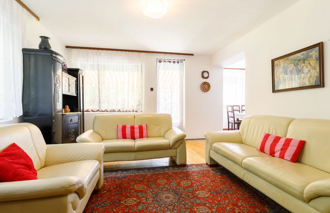 6 bedroom House in Balatonfenyves with garden and terrace - Photo 4