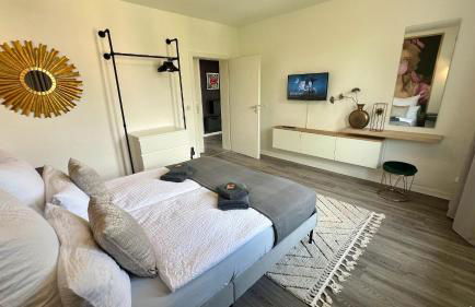 Apartment 2- Modernes Studio in Duisburg Meiderich, 4,7 km Hbf, U-Bahn 250m, Flughafen Düsseldorf 28 km, Landschaftspark 2,9 km, 5 Gehminuten von Herzklinik entfernt - Foto 12