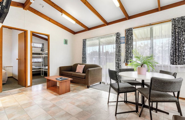 Port Waikato Holiday Park - Photo 9