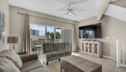 Bright 3BR Townhome Gulf Views & Steps to Beach - Foto 2