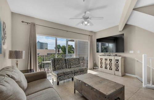 Bright 3BR Townhome Gulf Views & Steps to Beach - Foto 1