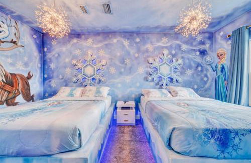 Comfortable 4 bedroom 4 bath Home Near Disney - Foto 41