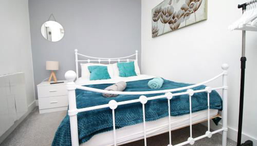 2 Bed Flat - Sleeps 6 - Pets - Parking - Wifi - Foto 3