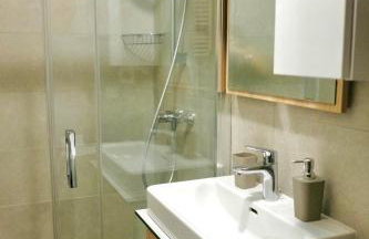 LILY apartment - Flexible SelfCheckins 48- Luxury- Extra big terrace with jacuzzi - Foto 16