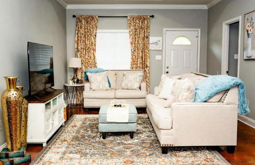 Hometown Hideaway King Ste 6 mi to Sports Complex - Foto 1