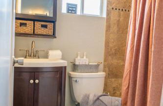 Parkside Escape South Hill w Private ADU - Photo 22