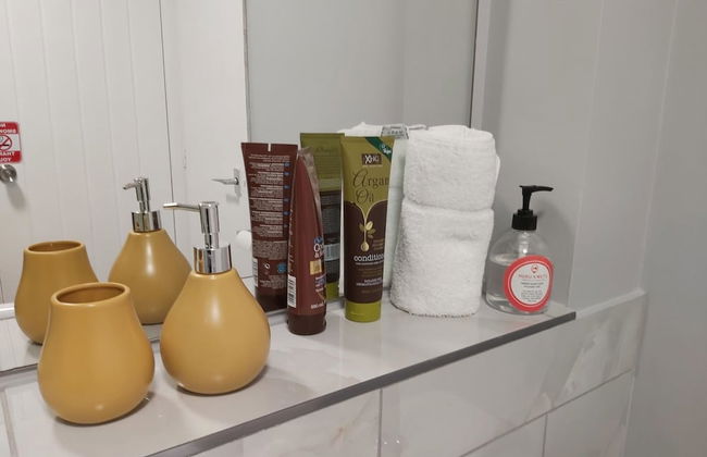 White Door Malt-Huku Kwetu (Dunstable) - Foto 18