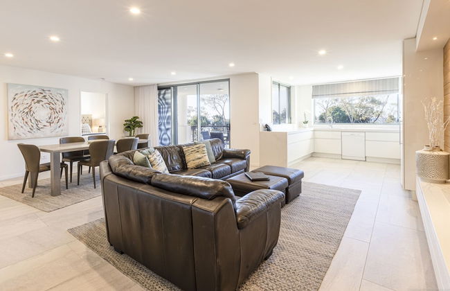 Bay Royal Apartments - Photo 51