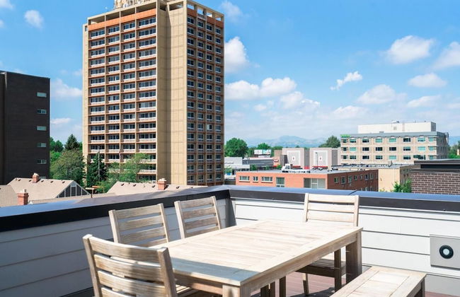 Regal Rooftop Retreat Rise Above the Ordinary - Foto 23