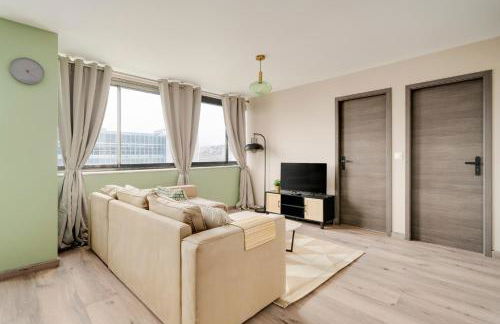 Vue sur le Palais - Nancy Gare Congrès - PARKING - T3 - Foto 5