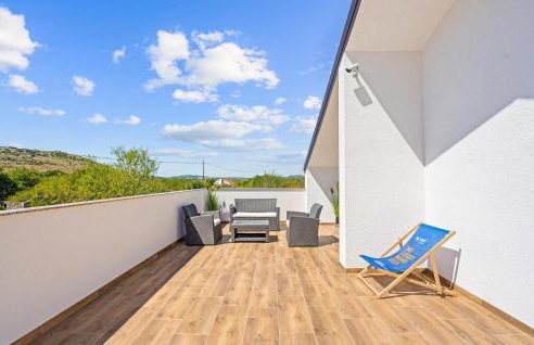 Cozy Apartment In Dragisici With Wifi - Photo 6