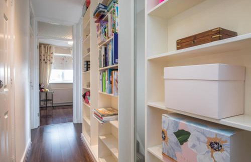 Gorgeous Family Home Near River Thames-Old Windsor - Pass the Keys - Foto 20