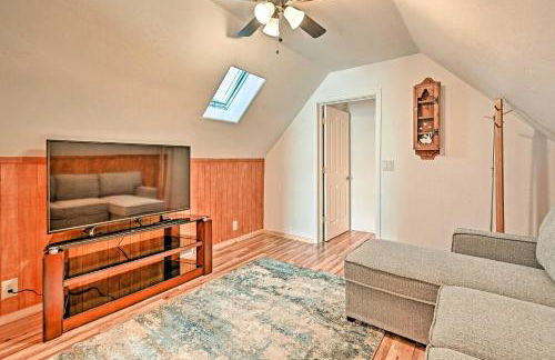 Near Trails, Lakes and Golf Pinetop Home with Deck - Foto 21