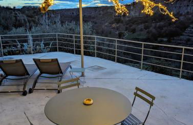 Le 180 à Balazuc - Vue exceptionnelle sur les Gorges de l'Ardèche & Jacuzzi - Foto 39