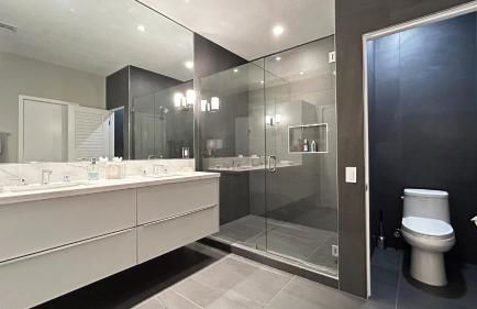 “Luxe Living”: Modern elegance, top-tier amenities, and stunning views, managed by Greenday! - Foto 17