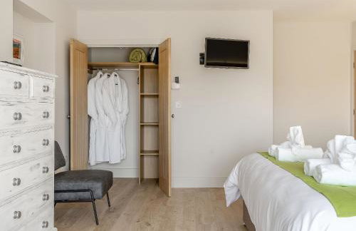 The Stables - Photo 11