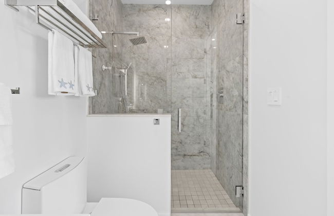 Luxury Seaside Escape Pool Dock Scenic Views - Foto 27