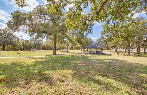 Pet-Friendly Stay Walk to Park and Lake Lewisville! - Foto 22