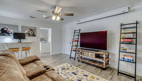 Family-Friendly 3BR w Private Pool & BBQ in SW Austin - Foto 3