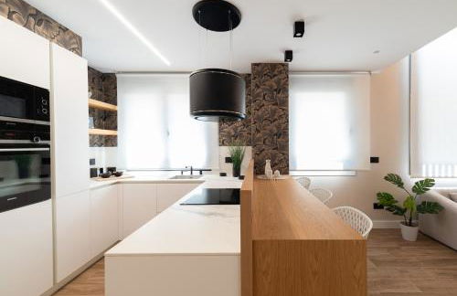 Espectacular Dúplex Céntrico con Parking - Foto 15