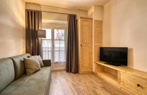 Kreuzwegerhof Nals - Historic Nature Stay with Pool near Meran & Bozen - Photo 21