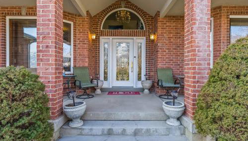 Mountain View Mansion - Photo 3