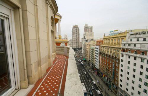 Apartamento con Terraza a Gran Vía y Palacio Real - Foto 7
