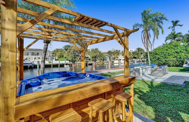 Amazing 7 BR Villa With Heated Pool Near the Beach - Foto 24