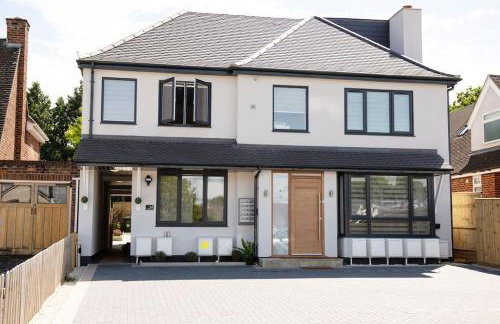 Walnut Flats-F2, 3-Bedroom with Garden & Patio - AC, Parking, Netflix, WIFI - Close to Oxford, Bicester & Blenheim Palace - Foto 24