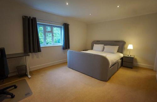 Stunning 7-Bed Home in Lichfield - Foto 14