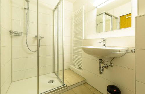 Ferienwohnpark Immenstaad am Bodensee Zwei-Zimmer-Apartment 49 16 - Foto 7