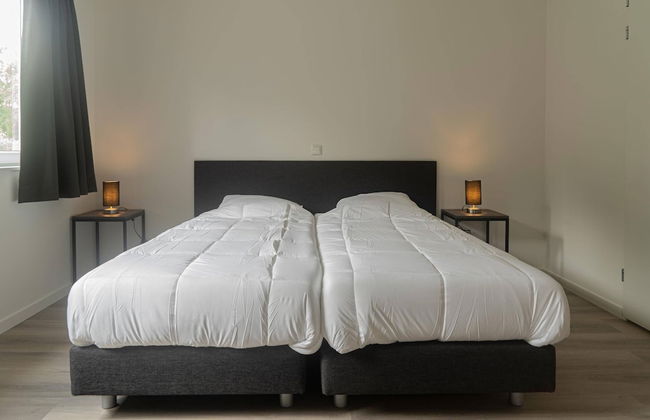 Quiet Lakeside Escape for Four - Foto 9